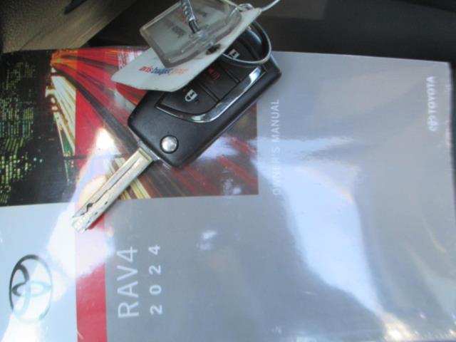 2024 Toyota RAV4 LE AWD