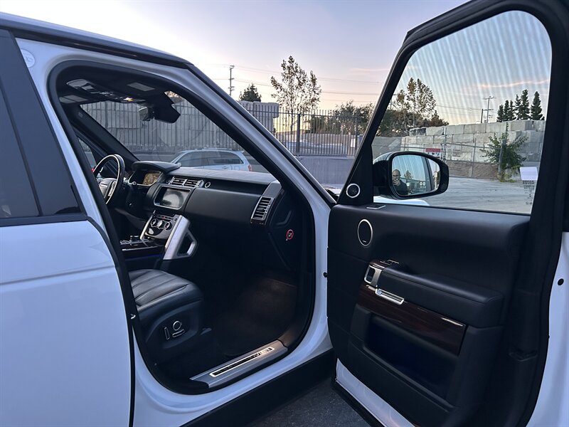 2017 Land Rover Range Rover Supercharged LWB AWD