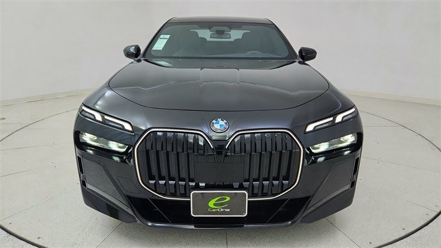 2024 BMW 7 Series 740i RWD