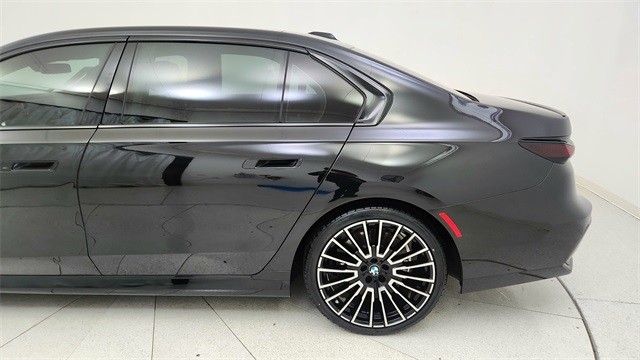 2024 BMW 7 Series 740i RWD