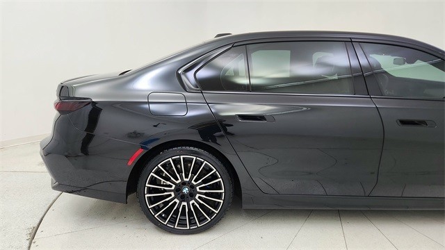 2024 BMW 7 Series 740i RWD