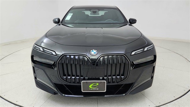 2024 BMW 7 Series 740i RWD