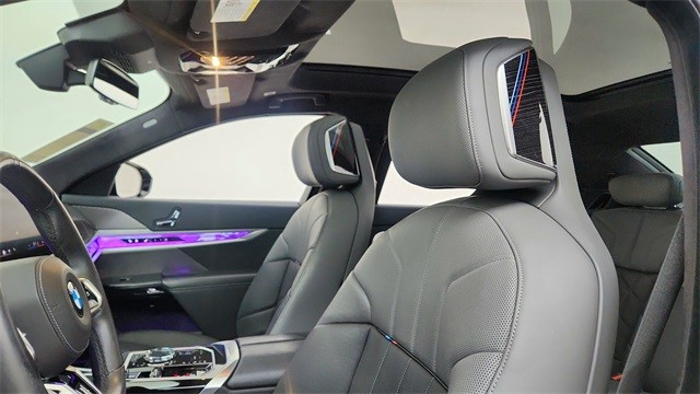 2024 BMW 7 Series 740i RWD