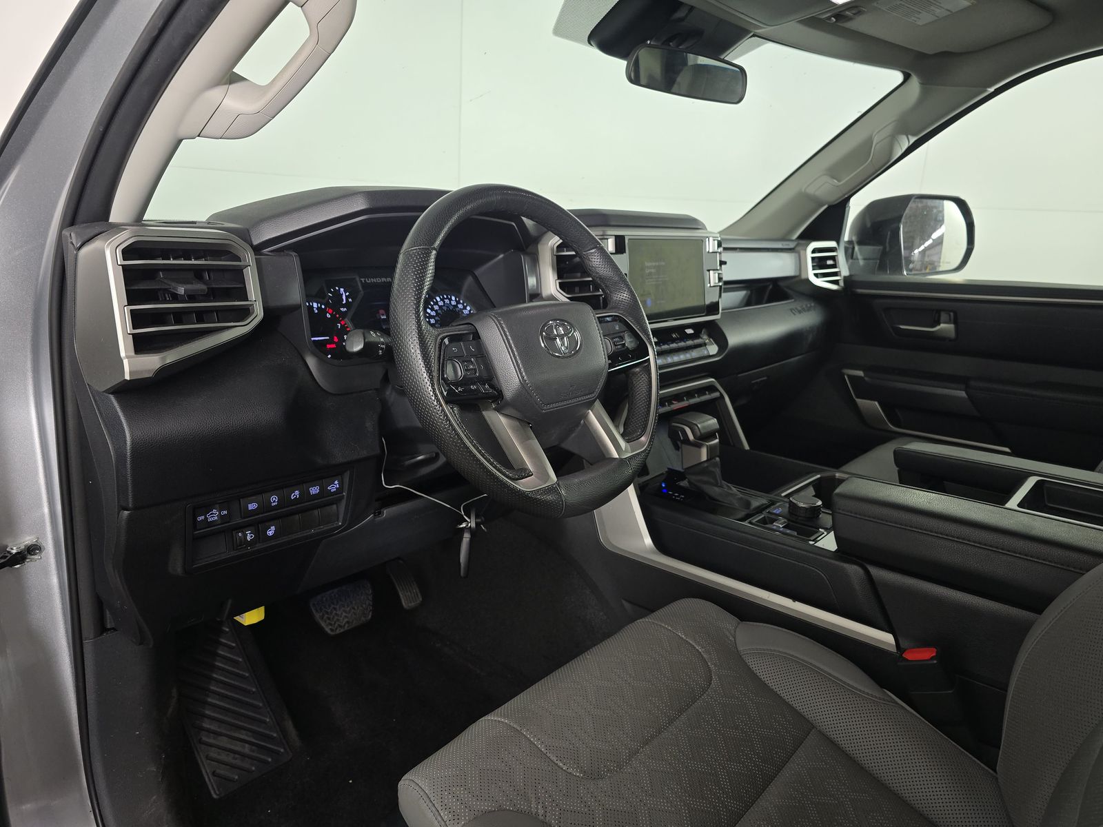 2024 Toyota Tundra SR5 AWD