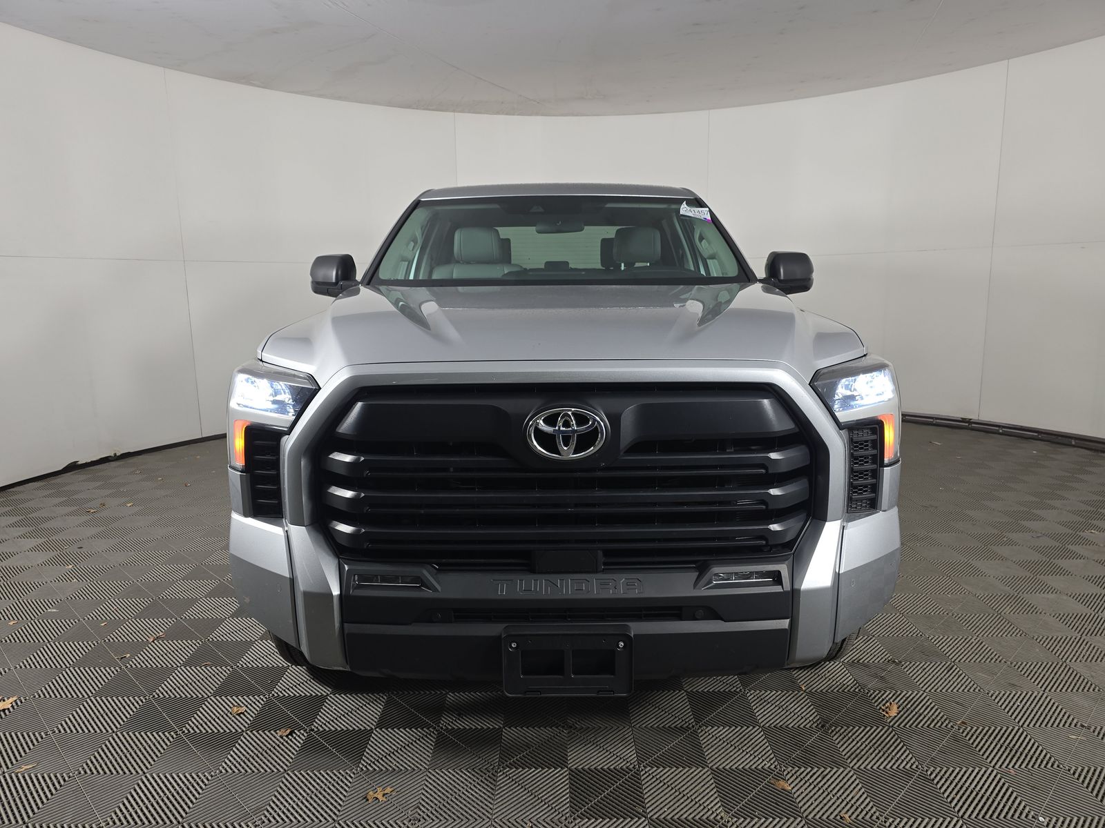2024 Toyota Tundra SR5 AWD