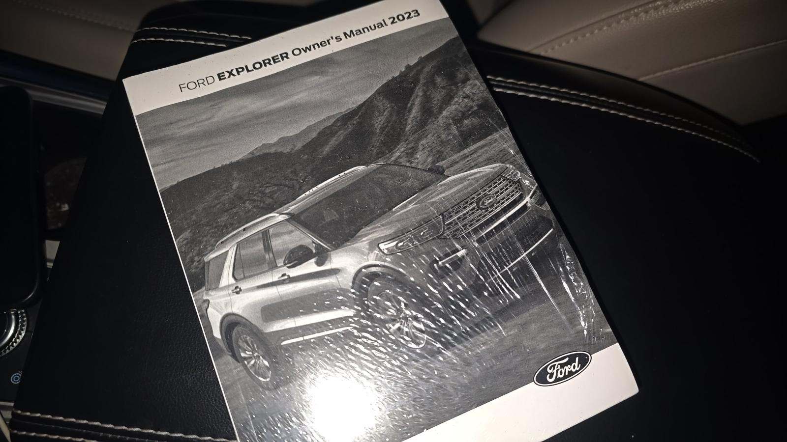 2023 Ford Explorer Limited AWD