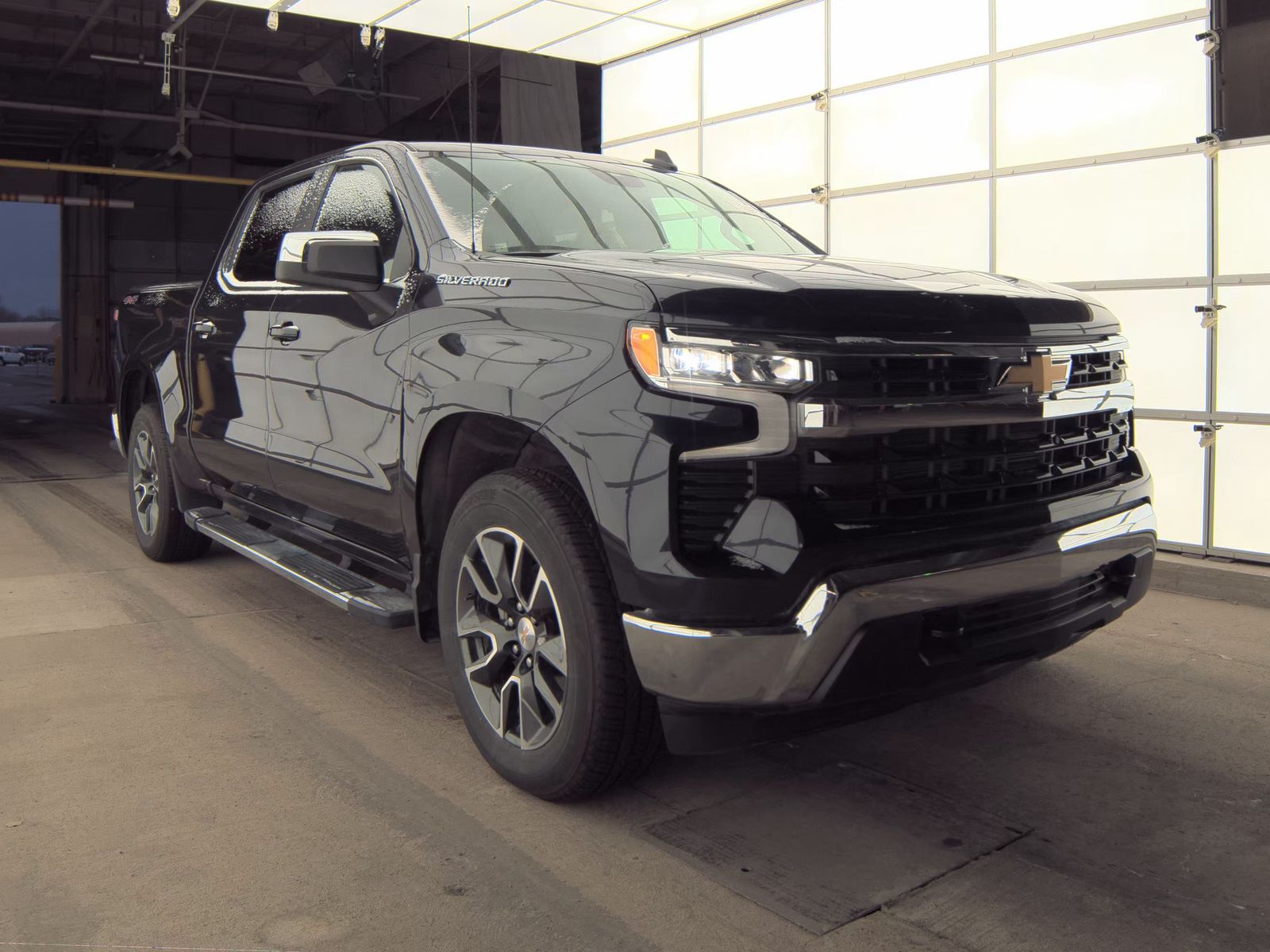 2024 Chevrolet Silverado 1500 LT AWD