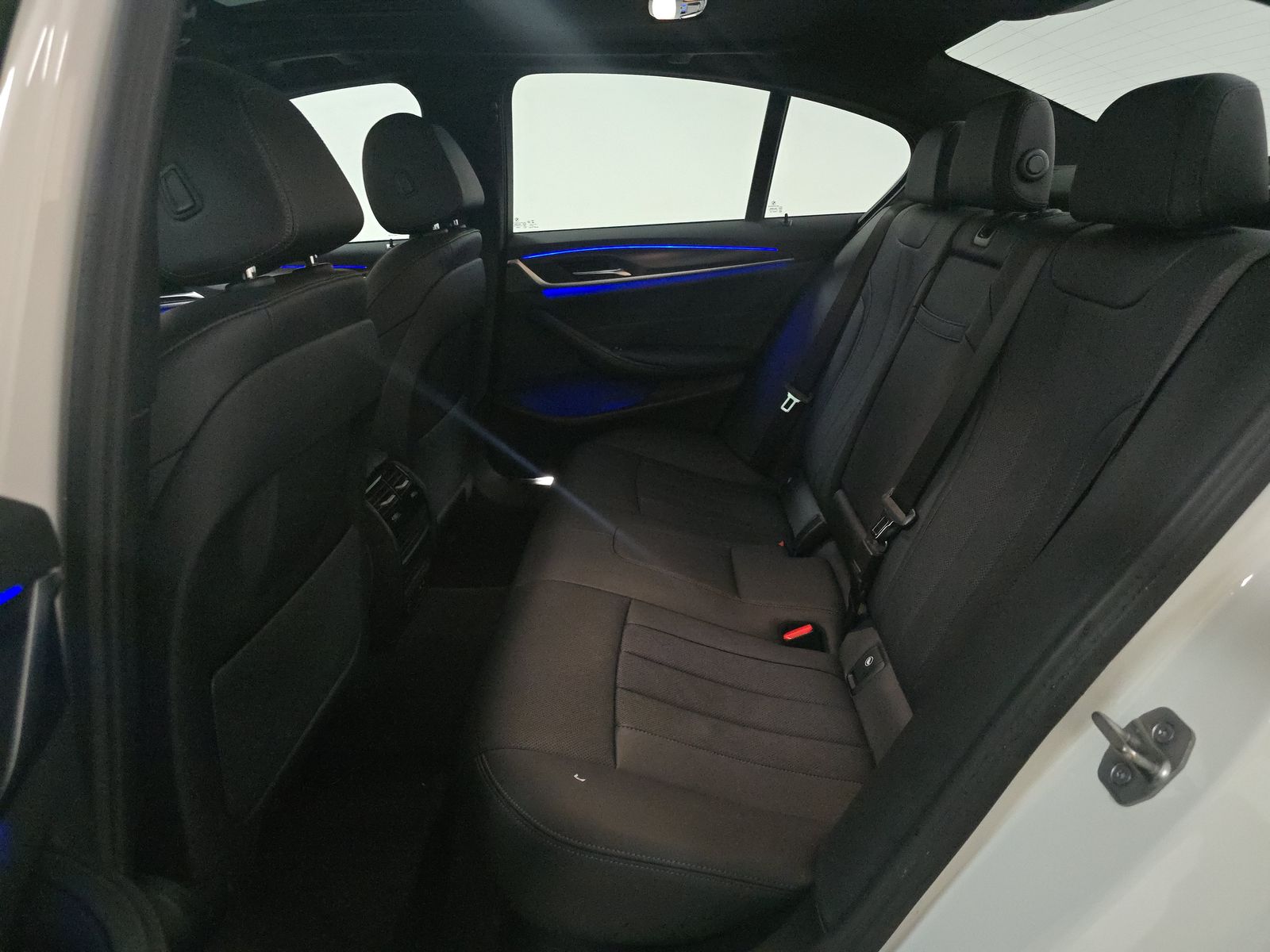 2023 BMW 5 Series 530i RWD