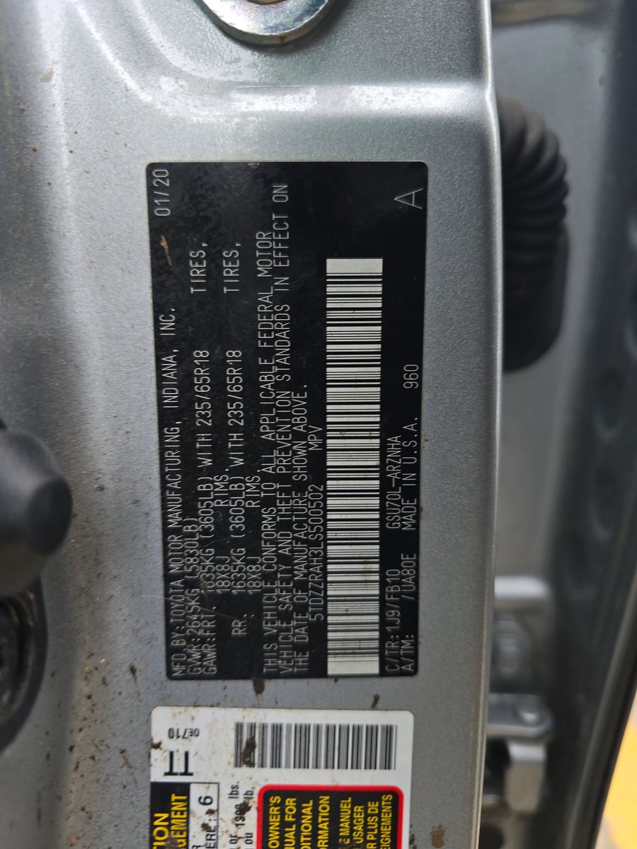 2020 Toyota Highlander LE FWD