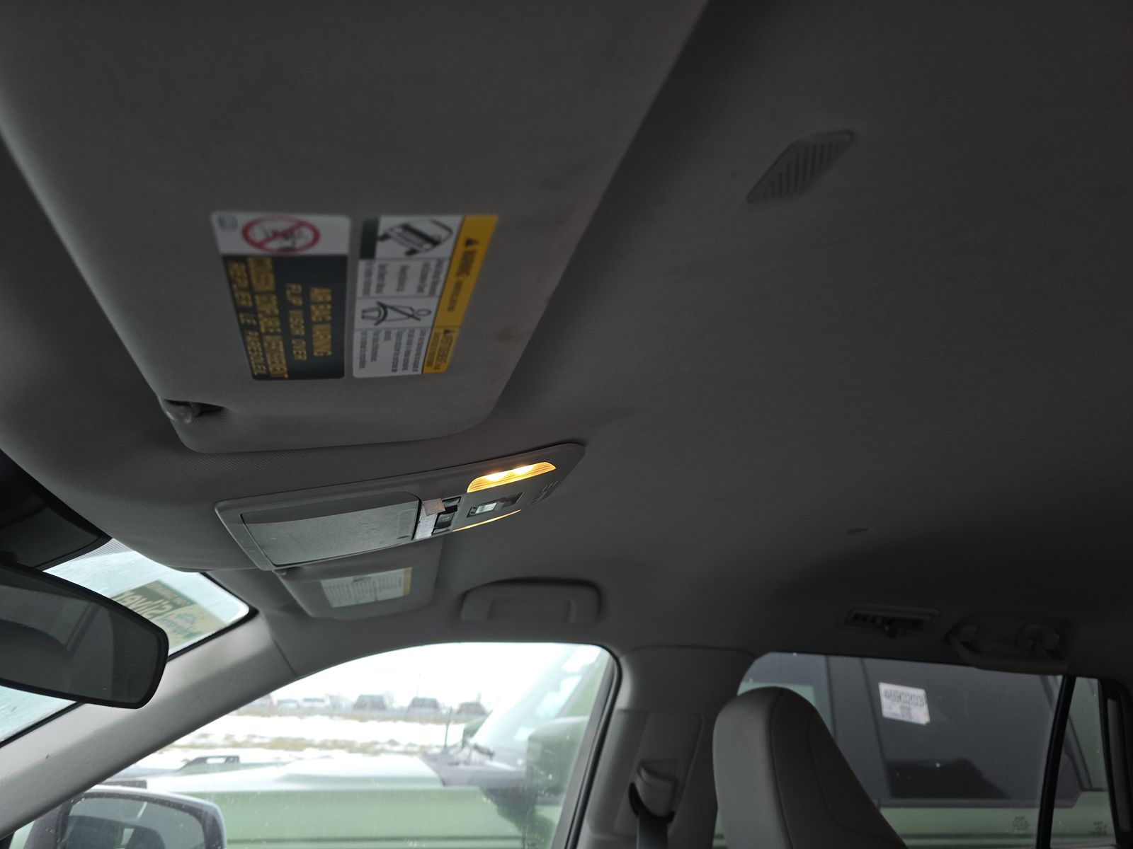 2020 Toyota Highlander LE FWD