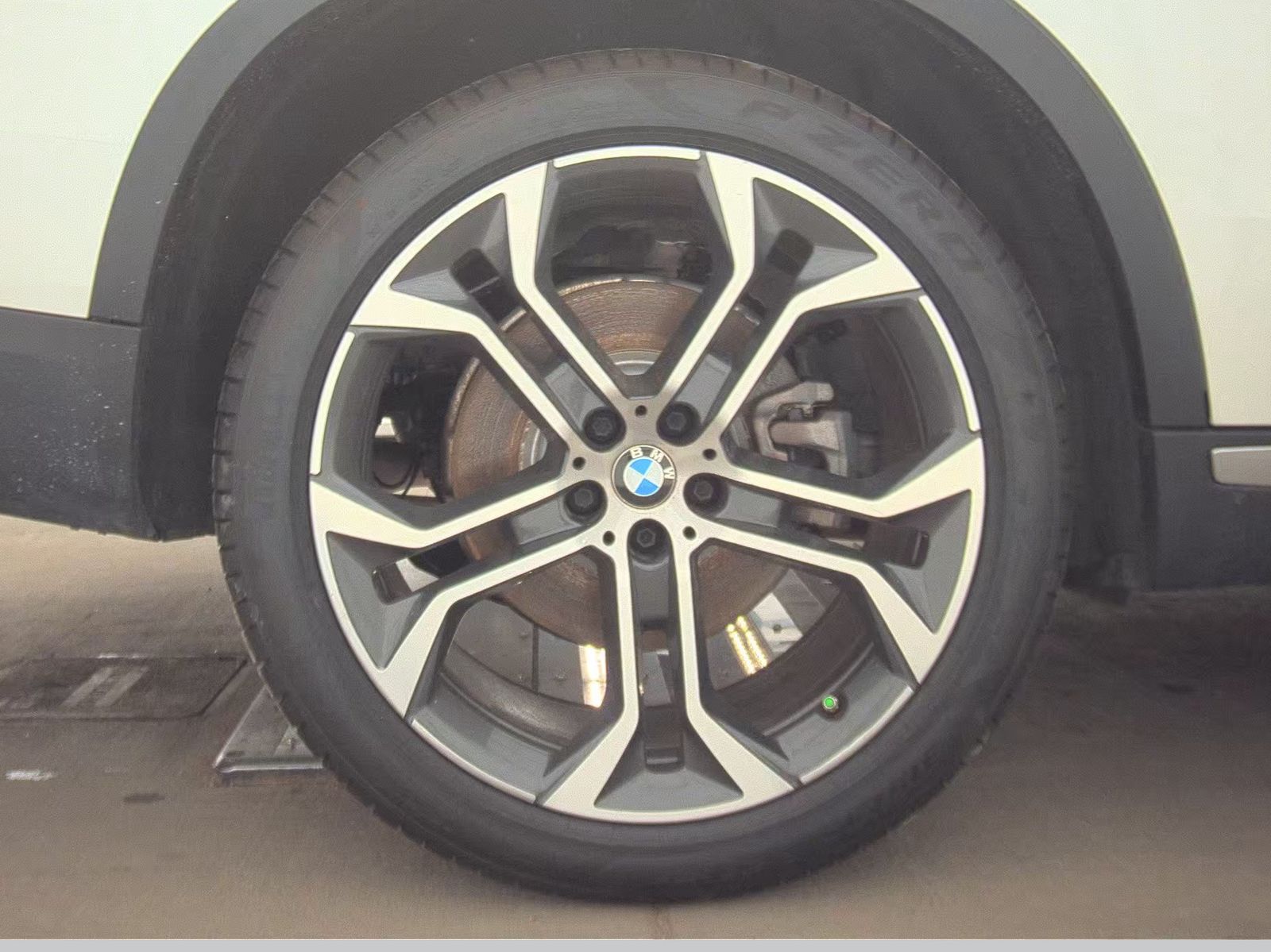 2021 BMW X5 sDrive40i RWD