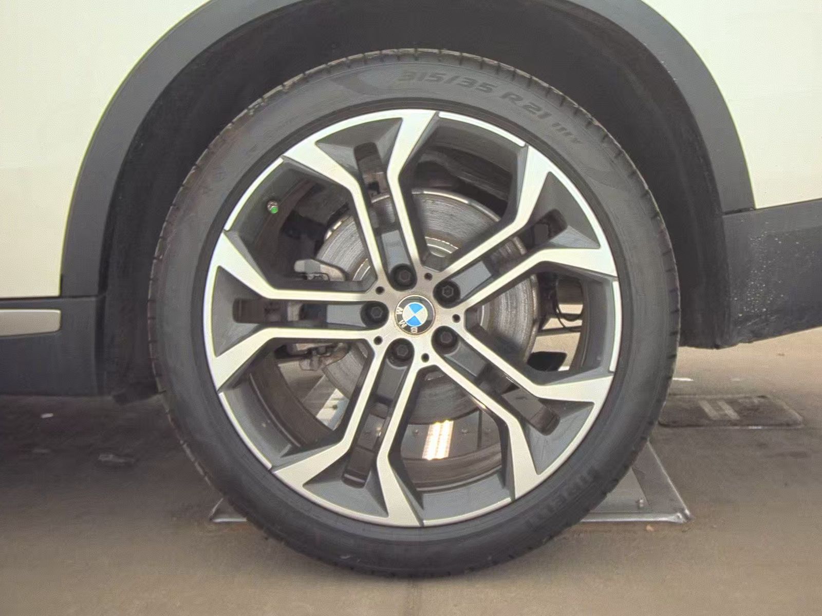 2021 BMW X5 sDrive40i RWD