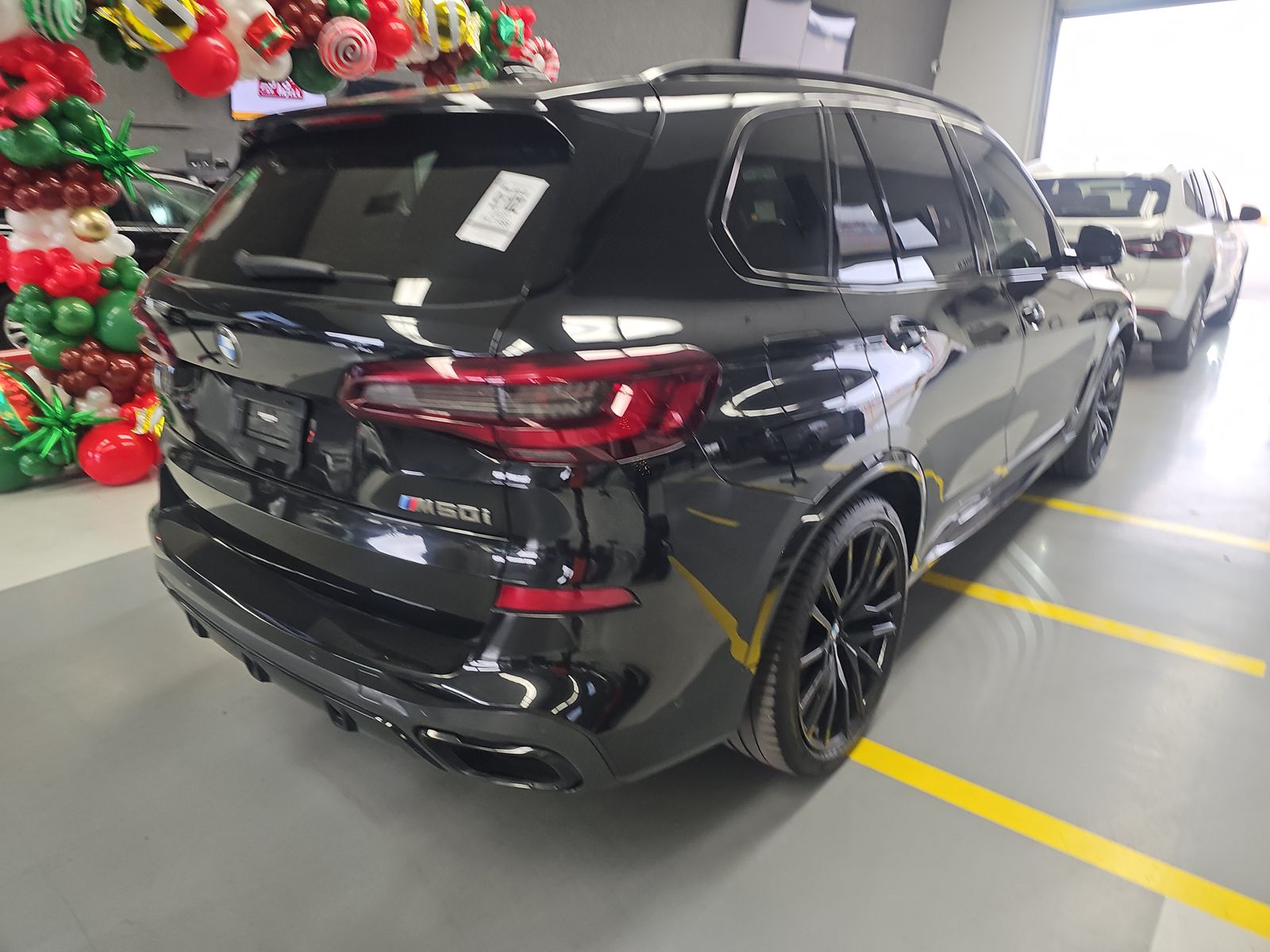 2022 BMW X5 M50i AWD