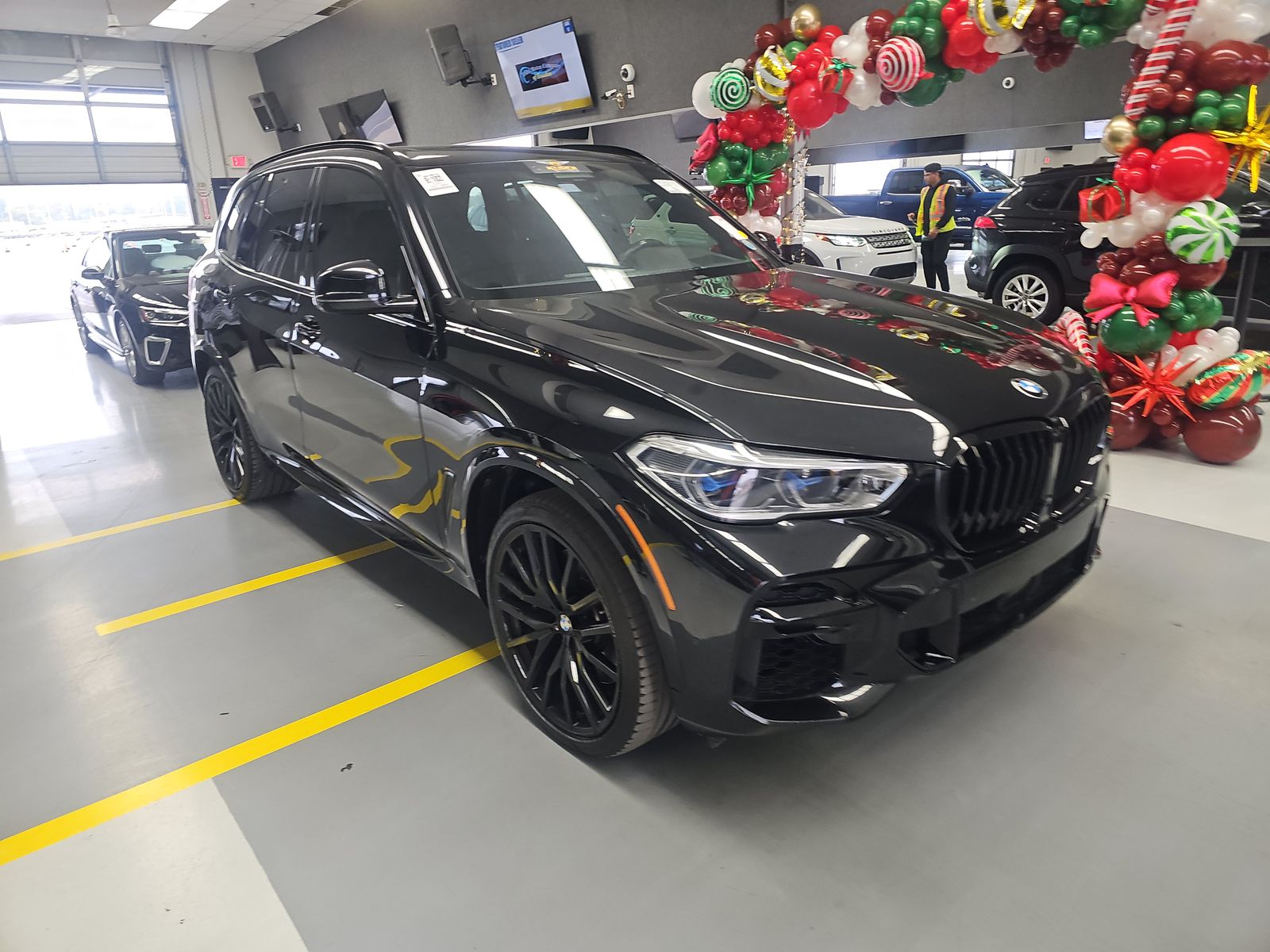 2022 BMW X5 M50i AWD