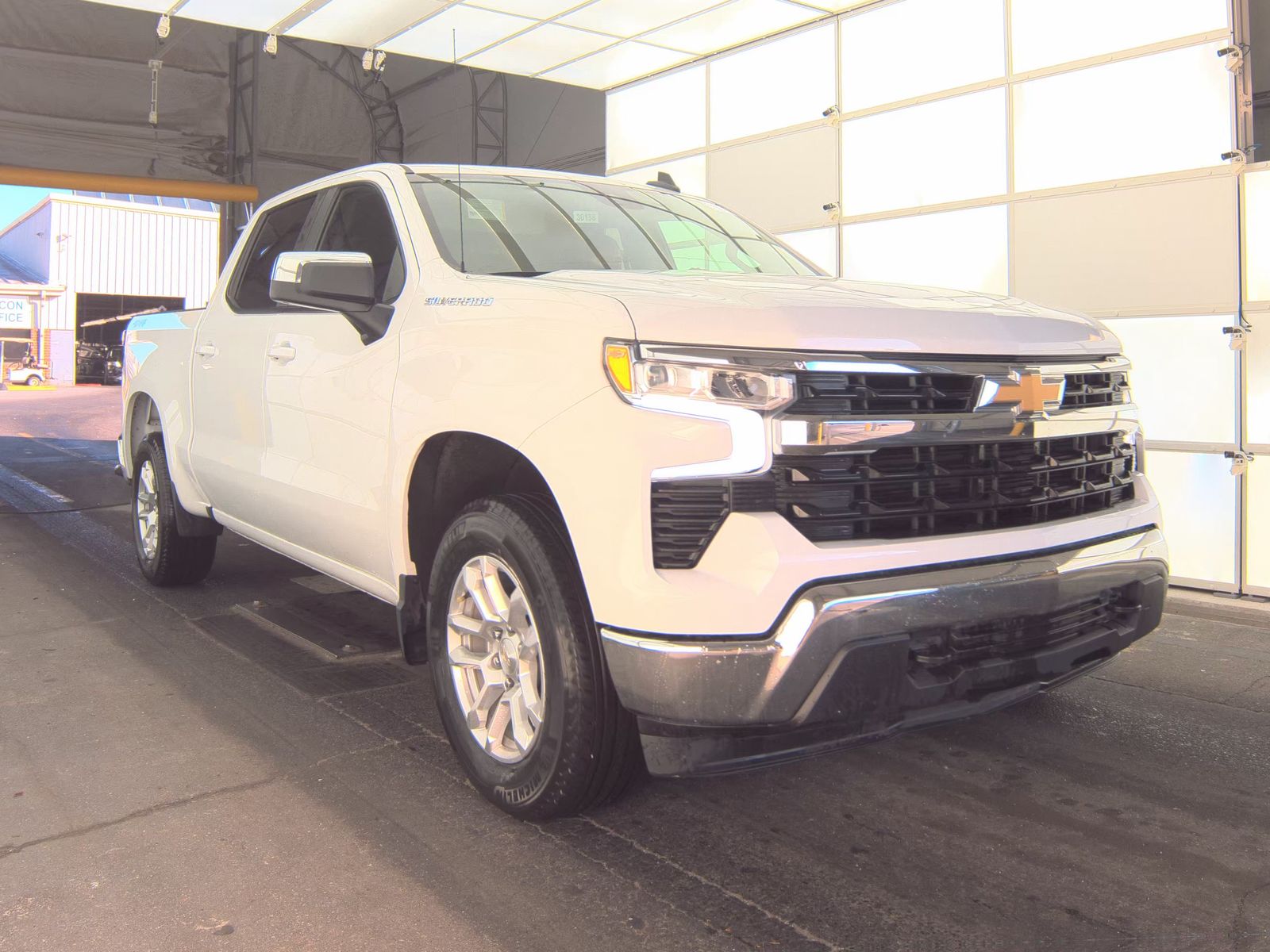 2023 Chevrolet Silverado 1500 LT AWD