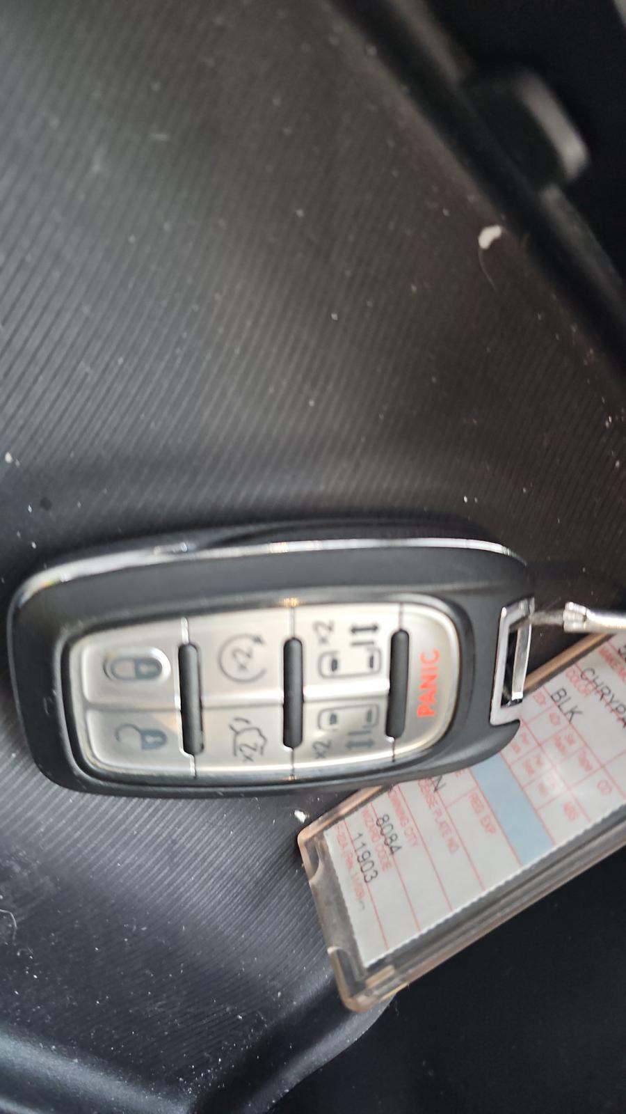 2024 Chrysler Pacifica Touring L FWD