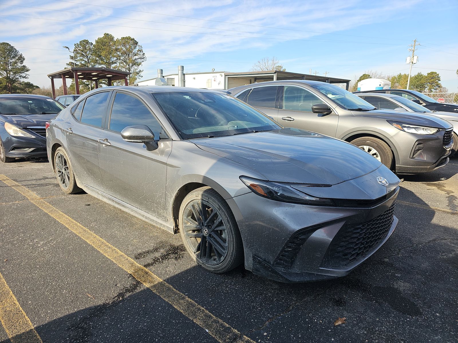 2025 Toyota Camry SE FWD