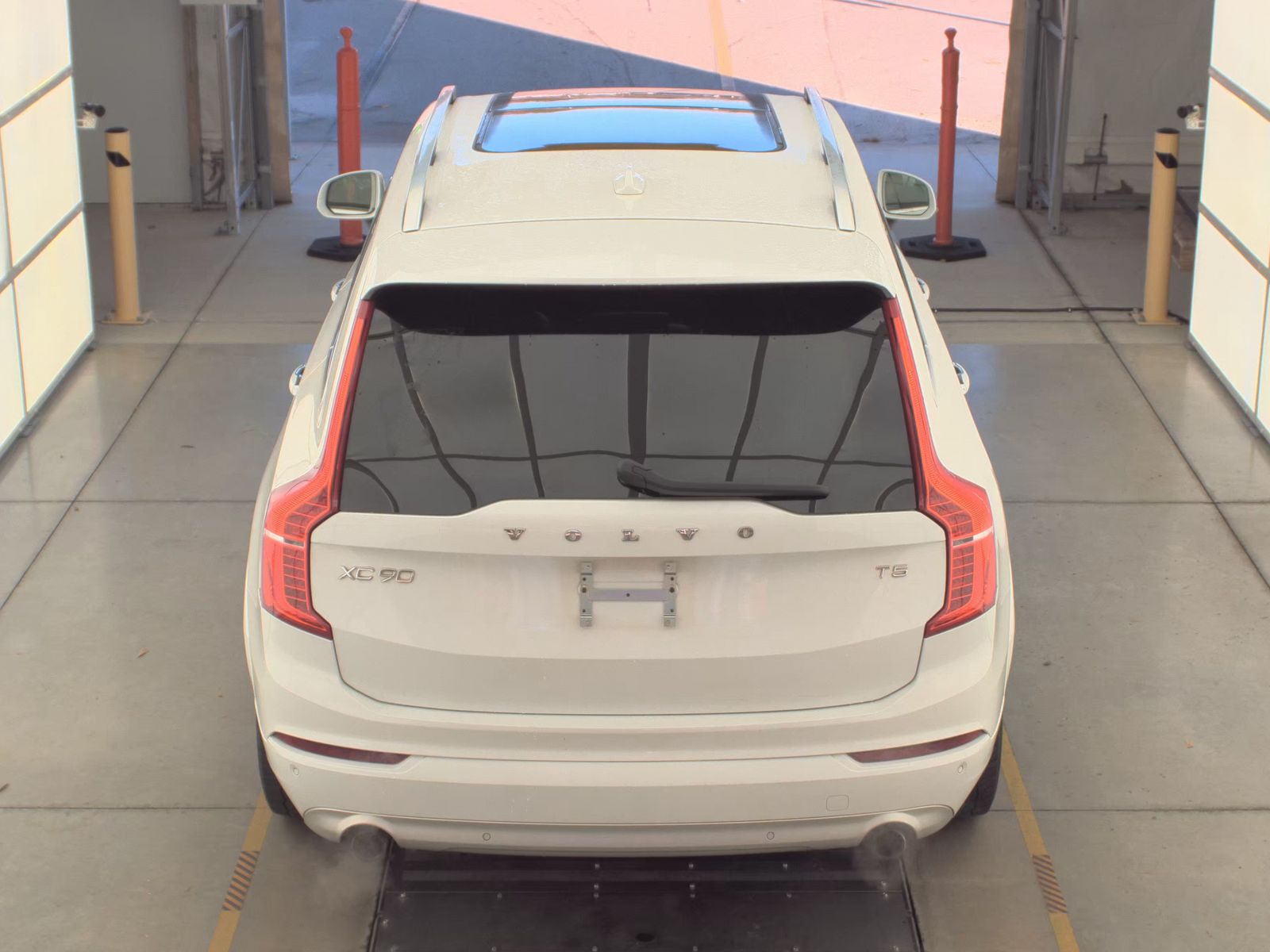 2019 Volvo XC90 T5 Momentum FWD