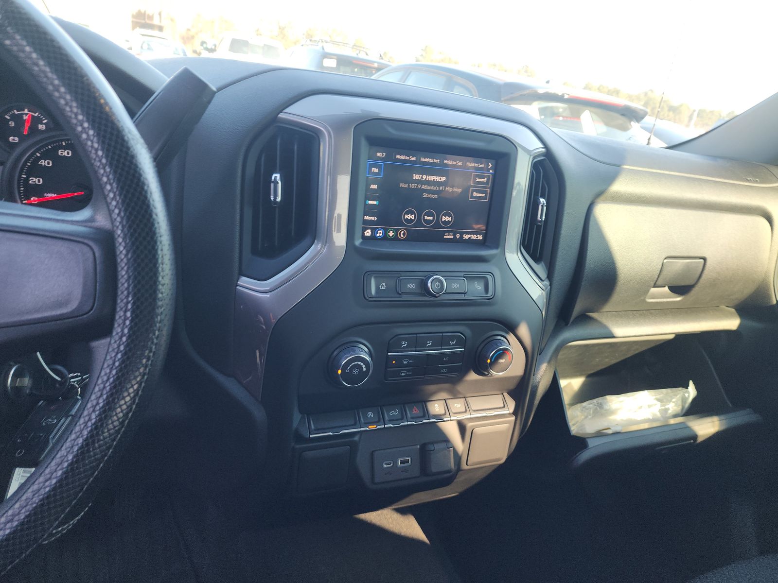 2022 Chevrolet Silverado 1500 Custom RWD