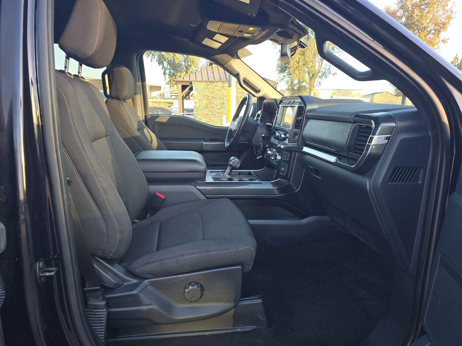 2023 Ford F-150 XLT FWD