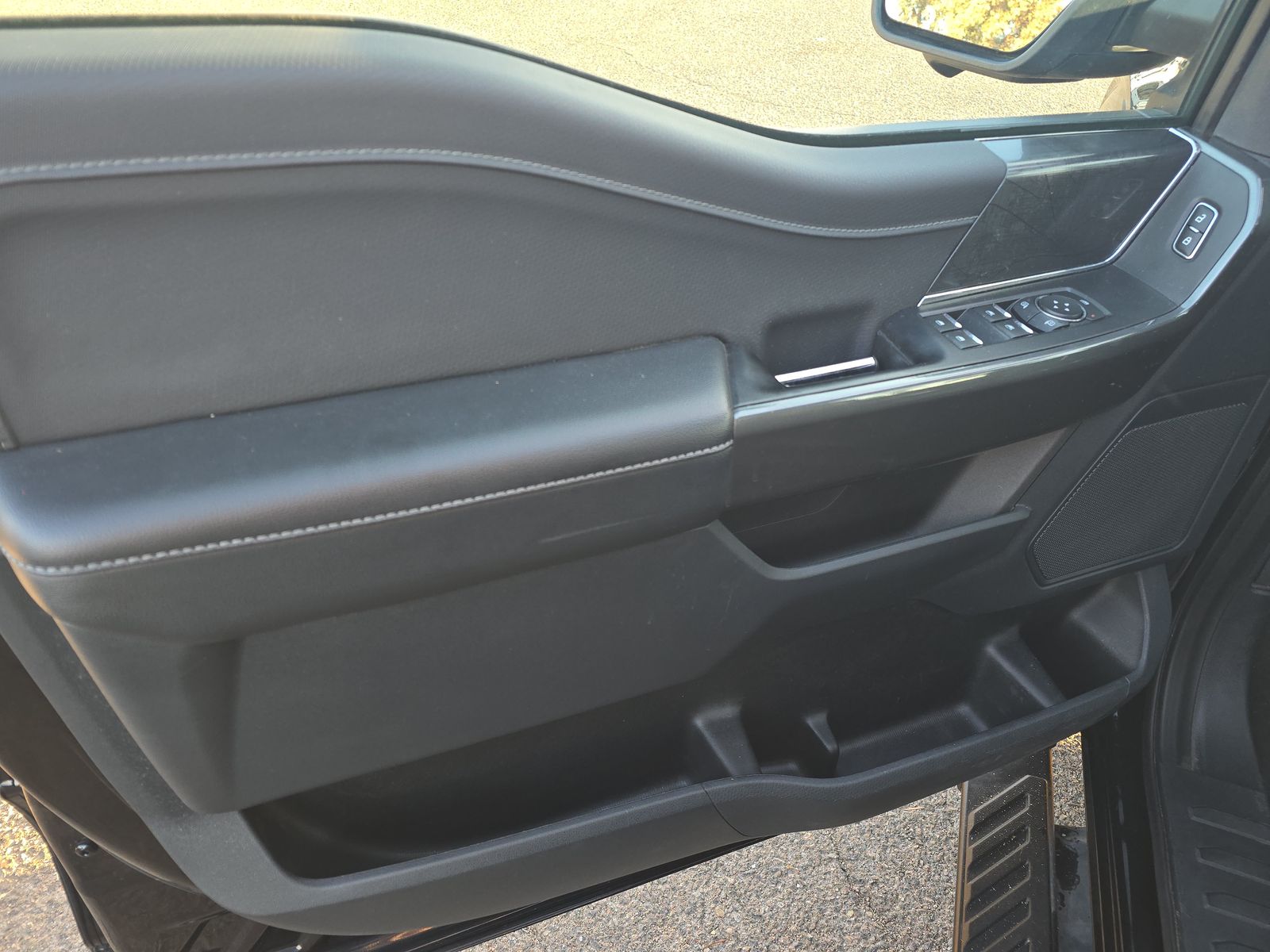 2023 Ford F-150 XLT FWD