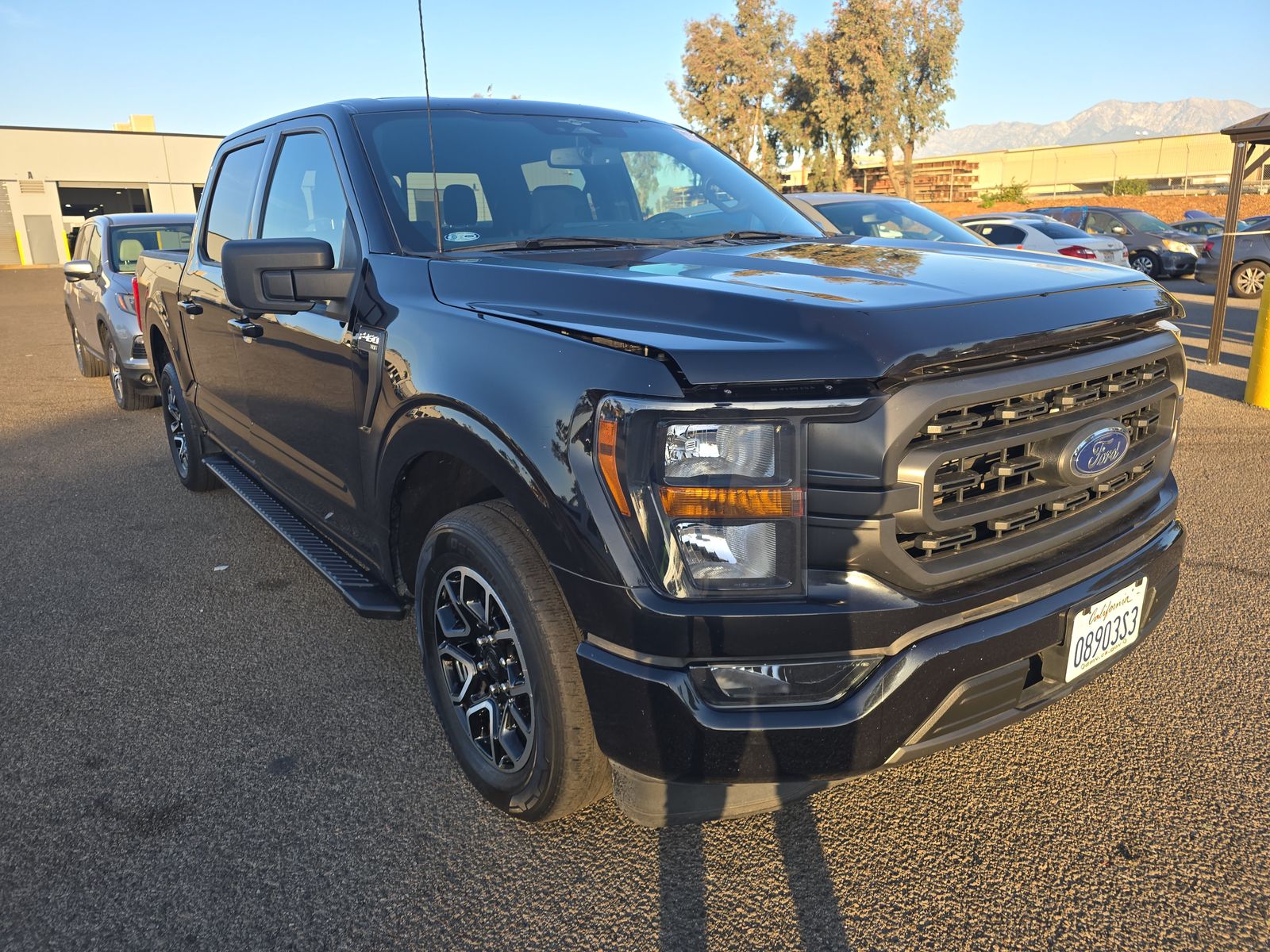 2023 Ford F-150 XLT FWD