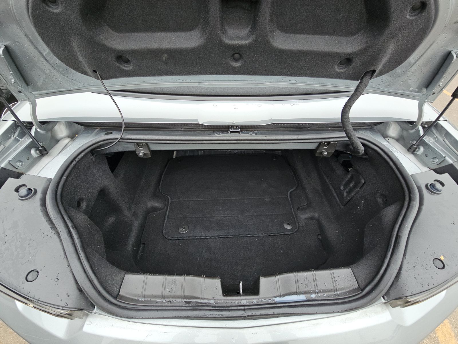 2023 Chevrolet Camaro 1LT RWD