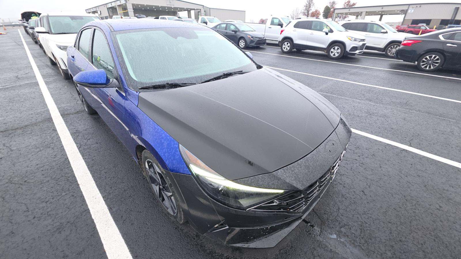 2022 Hyundai Elantra Hybrid Limited FWD