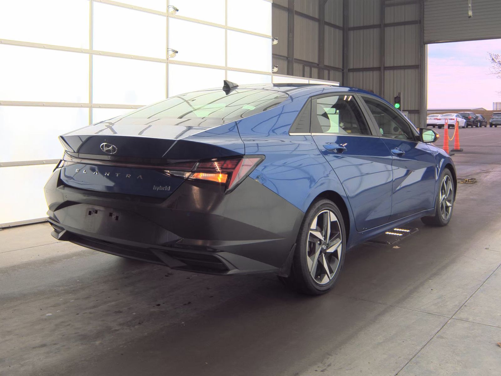 2022 Hyundai Elantra Hybrid Limited FWD