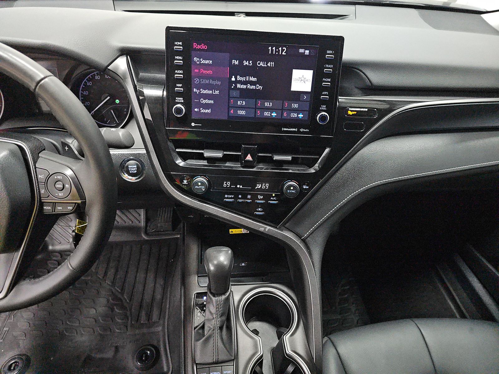 2024 Toyota Camry SE FWD