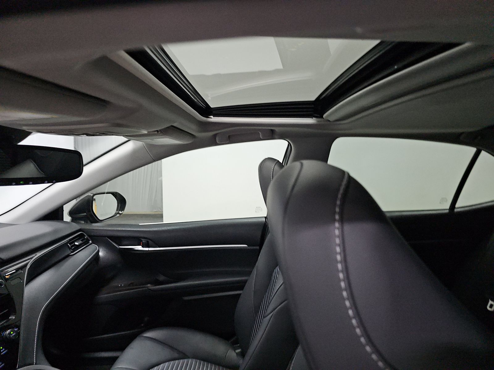 2024 Toyota Camry SE FWD