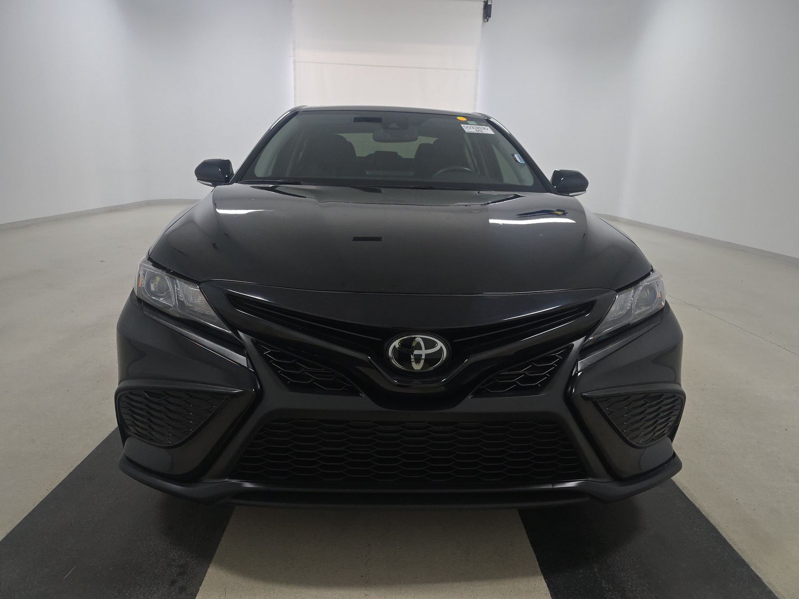 2024 Toyota Camry SE FWD