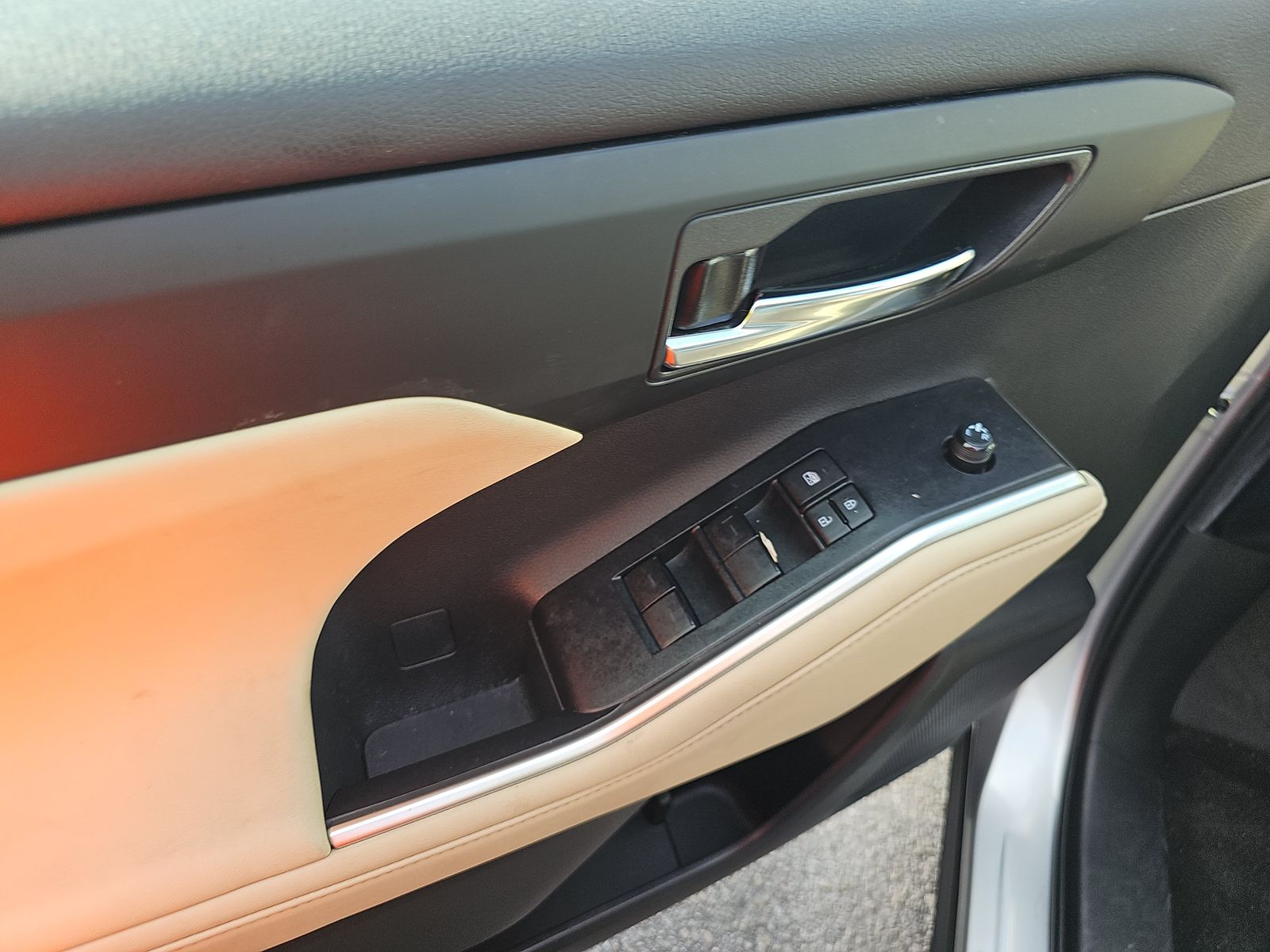 2023 Toyota Highlander Hybrid XLE AWD