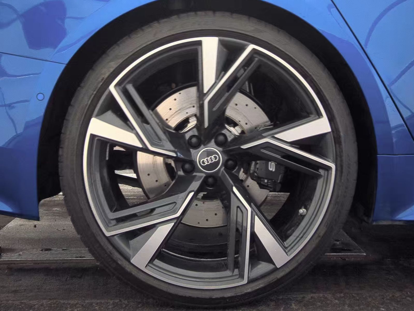 2023 Audi RS 6 Base AWD