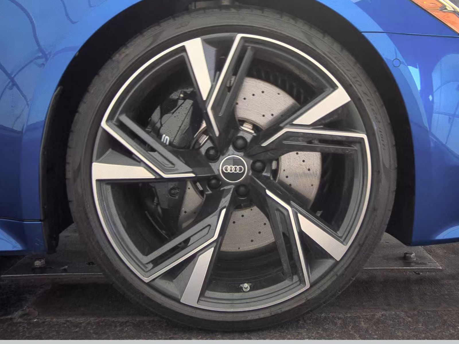 2023 Audi RS 6 Base AWD