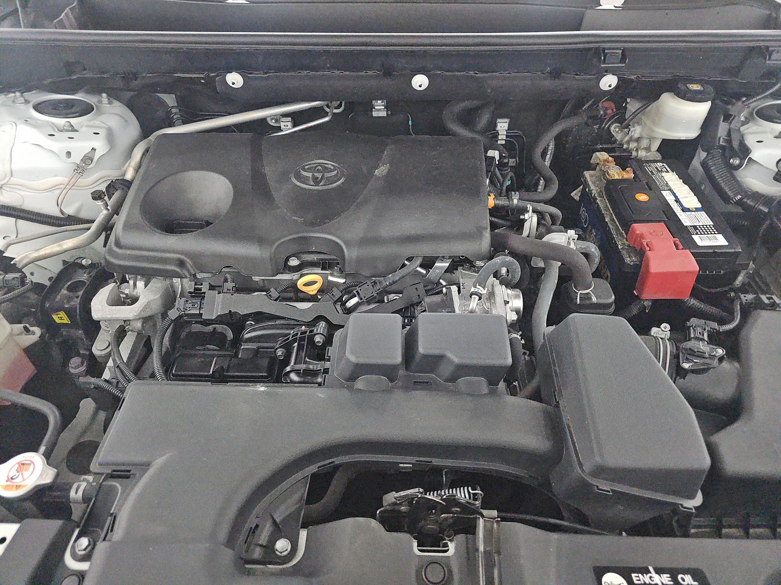 2022 Toyota RAV4 LE FWD