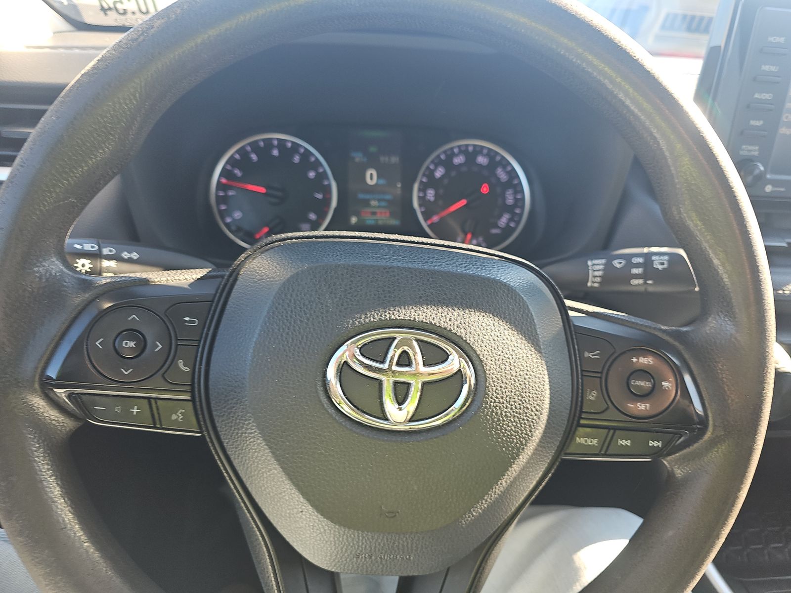 2022 Toyota RAV4 LE FWD