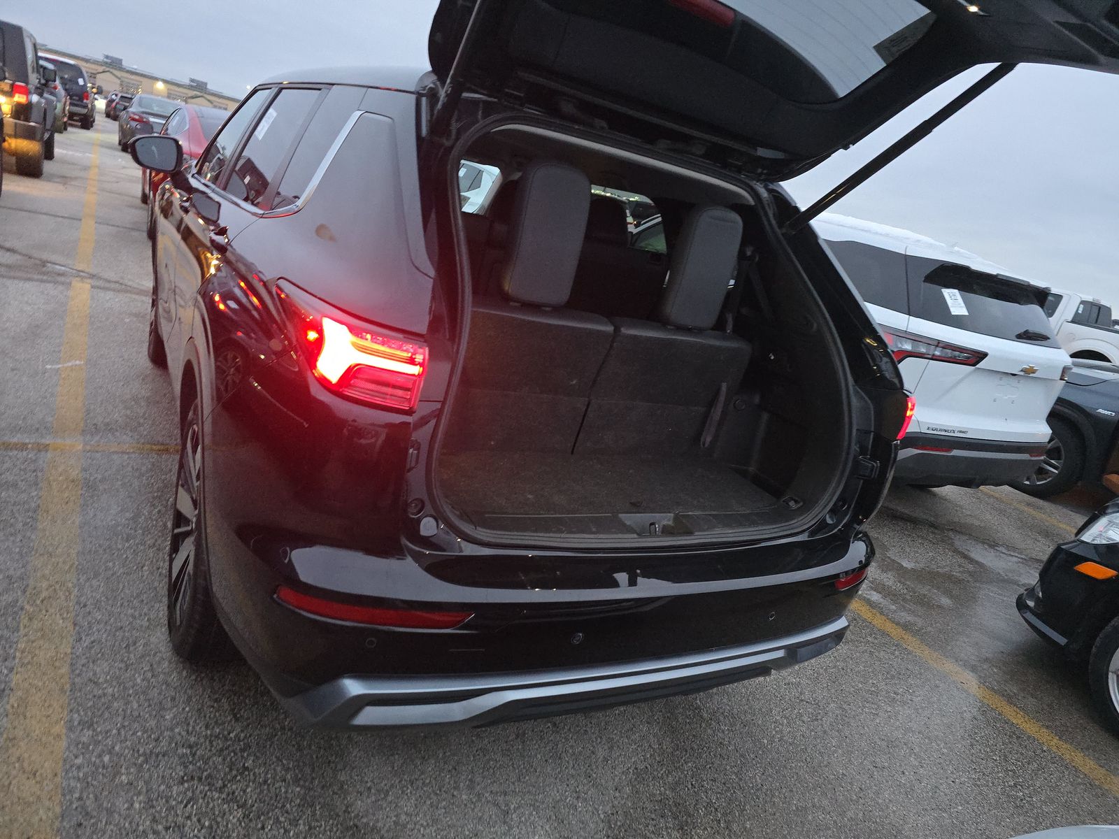 2025 Mitsubishi Outlander SE AWD