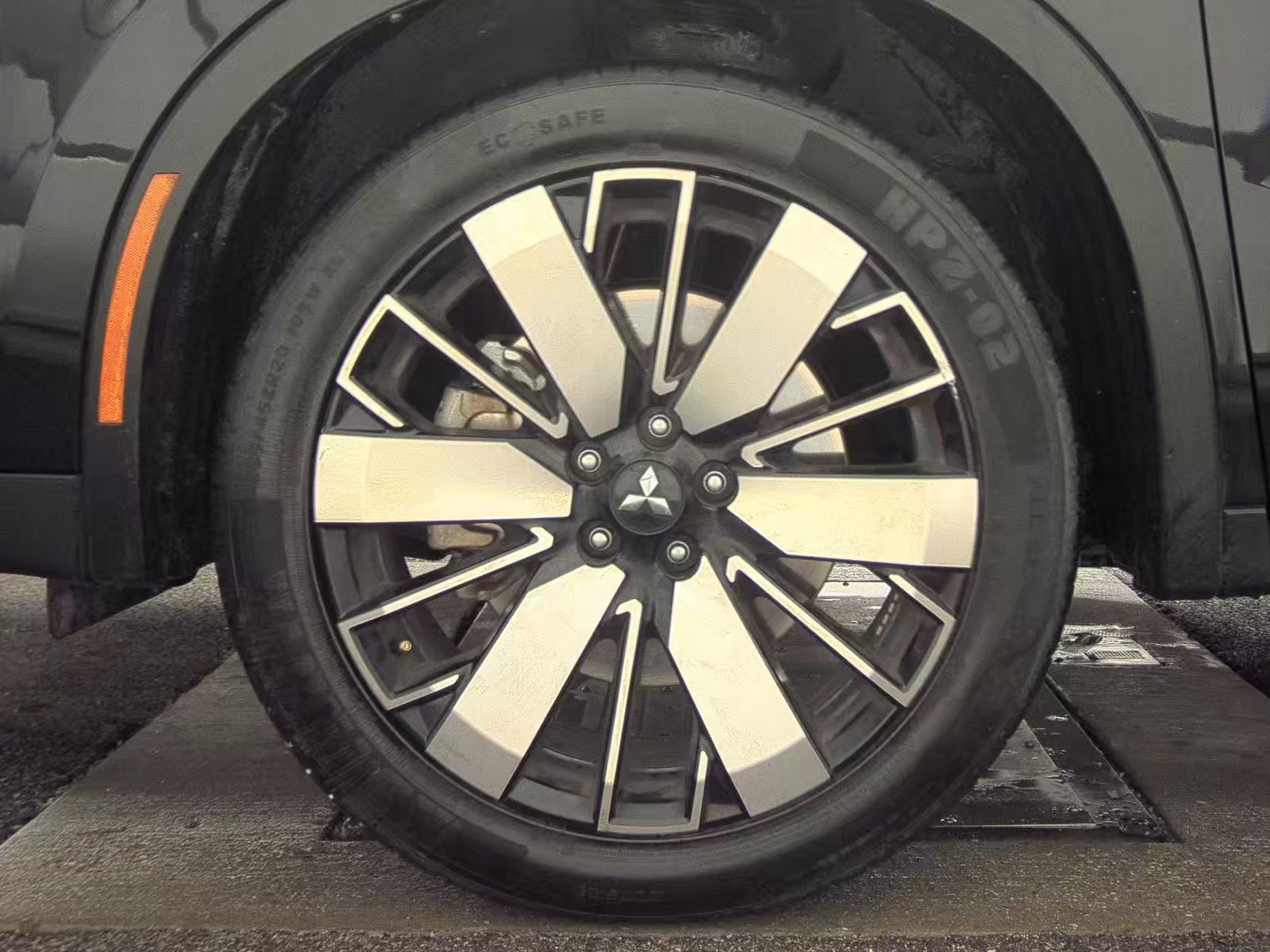 2025 Mitsubishi Outlander SE AWD