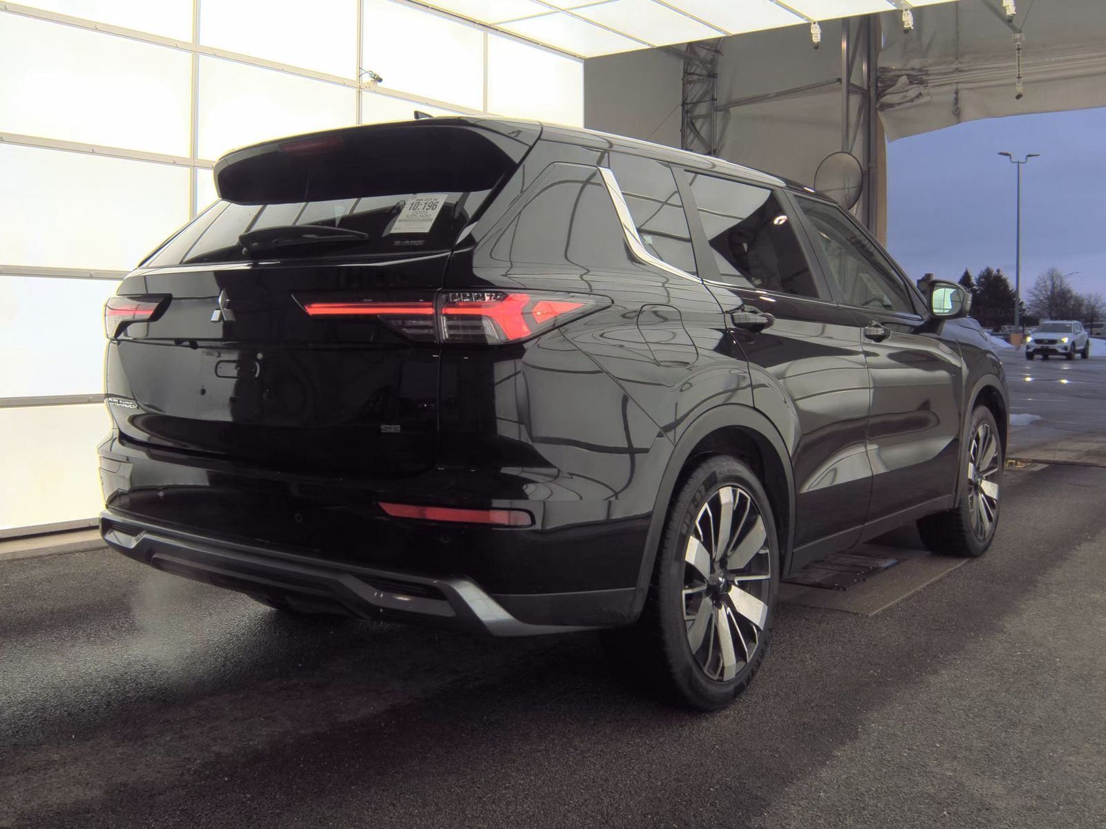 2025 Mitsubishi Outlander SE AWD