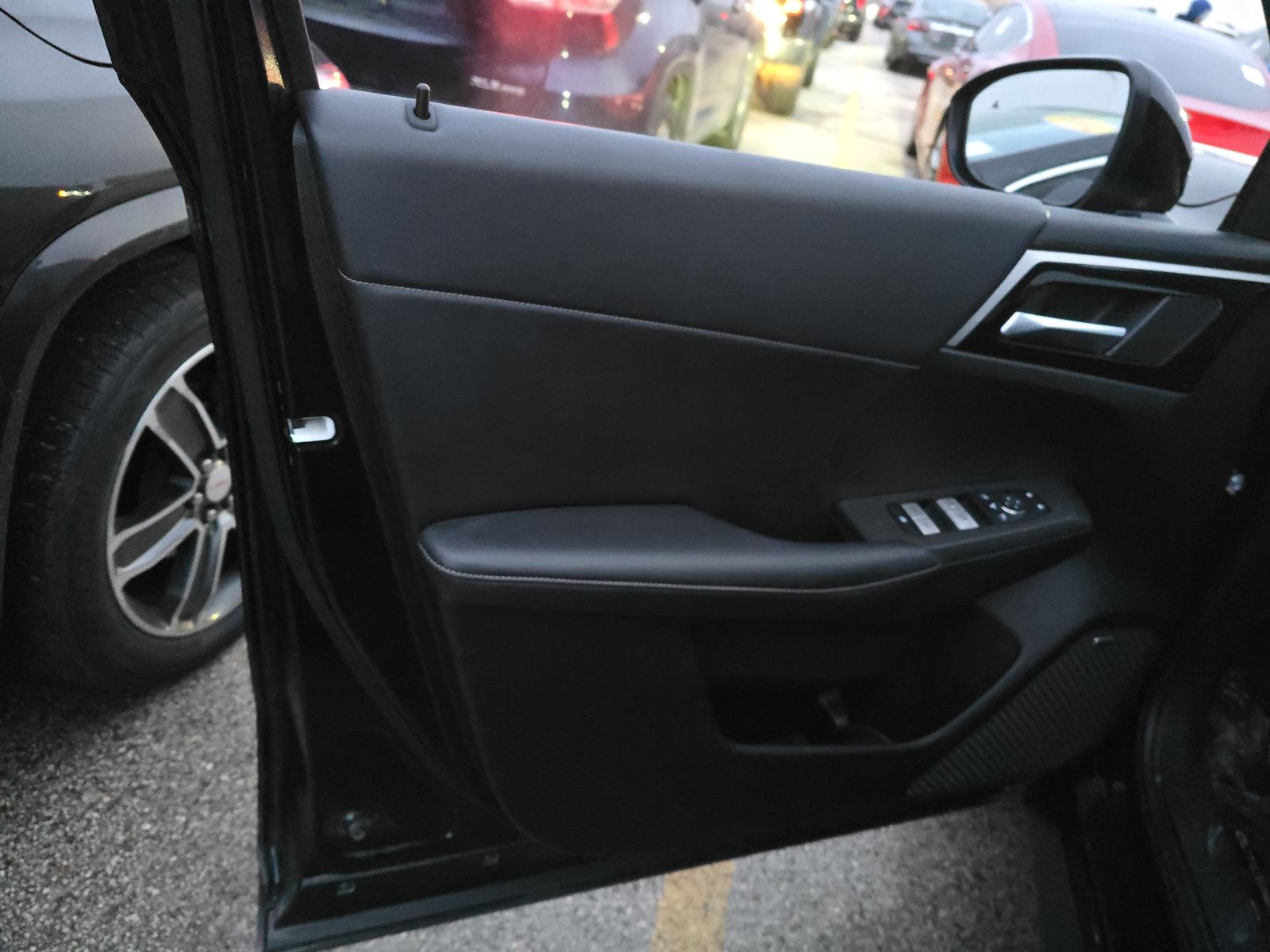 2025 Mitsubishi Outlander SE AWD