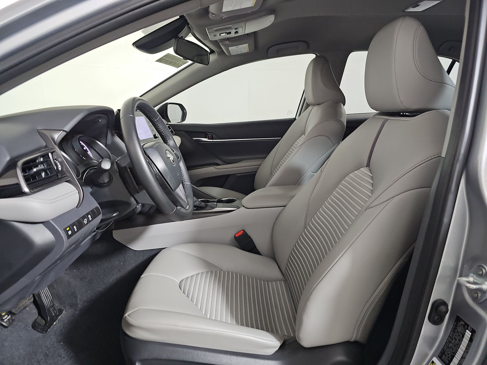 2024 Toyota Camry SE FWD