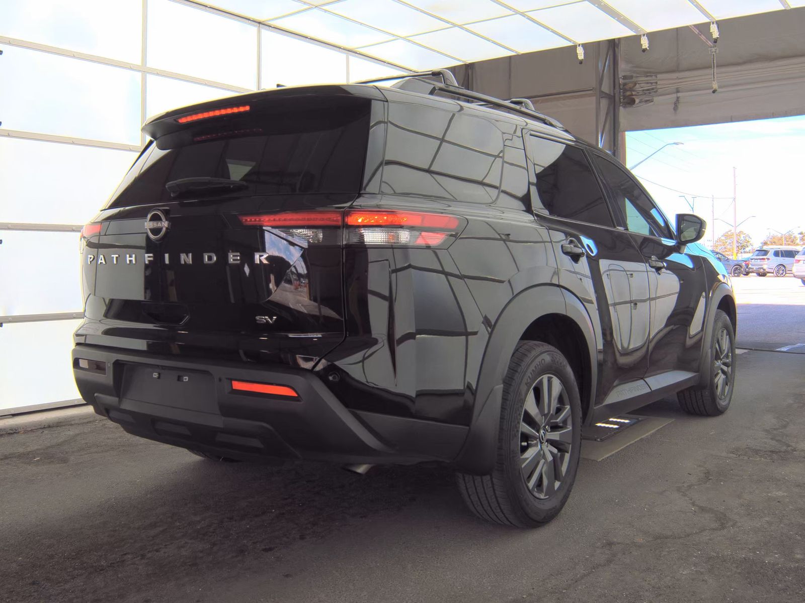 2024 Nissan Pathfinder SV FWD