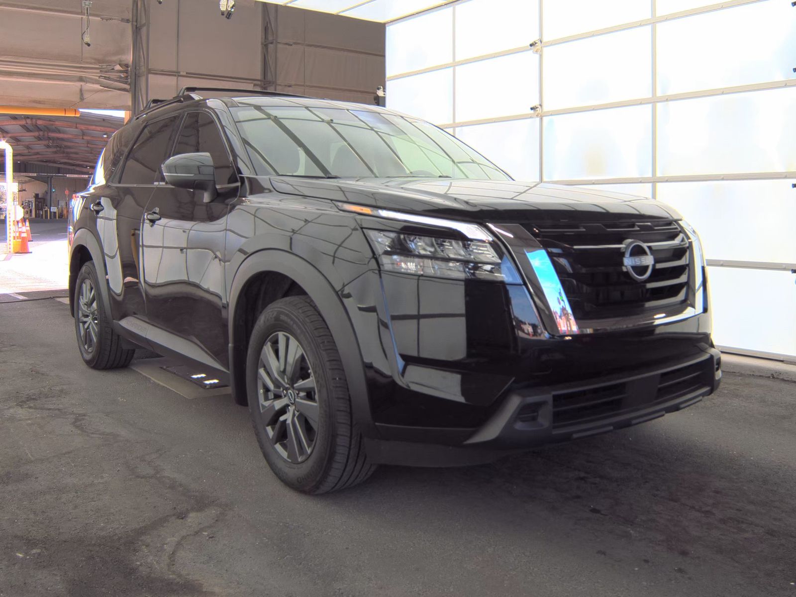 2024 Nissan Pathfinder SV FWD