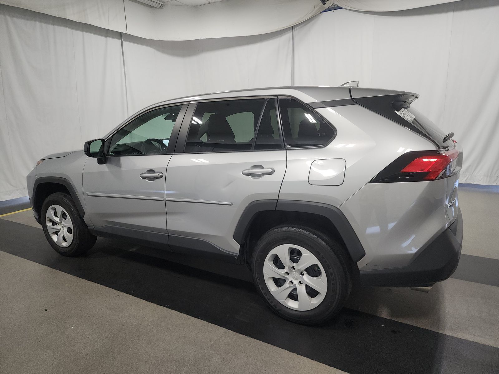 2023 Toyota RAV4 LE FWD