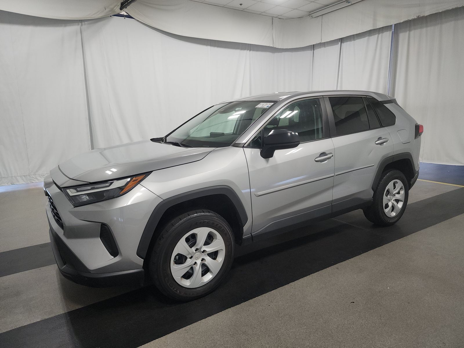 2023 Toyota RAV4 LE FWD