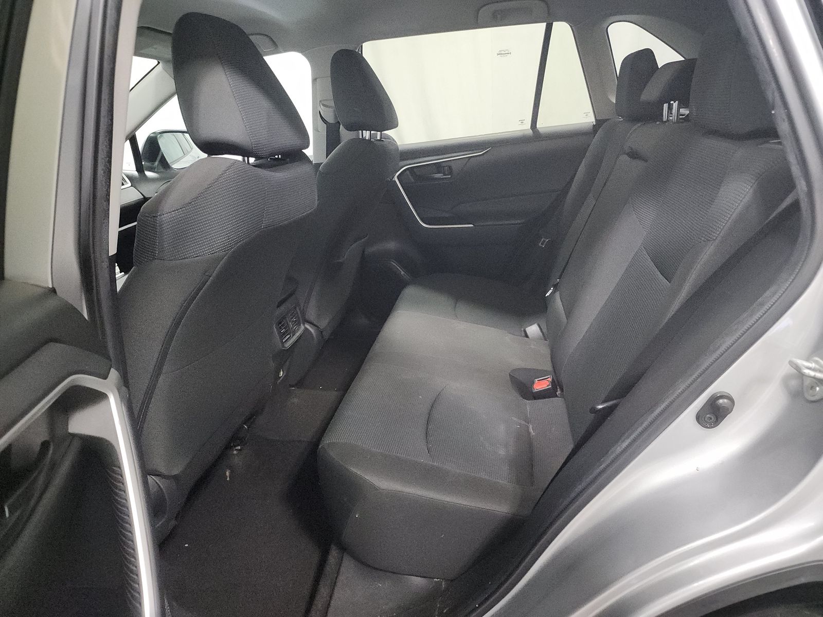 2023 Toyota RAV4 LE FWD