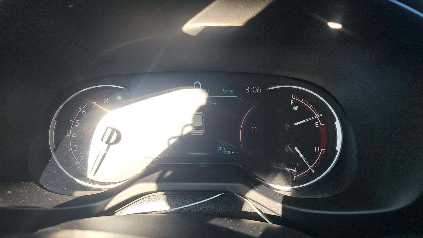 2025 Toyota RAV4 LE FWD