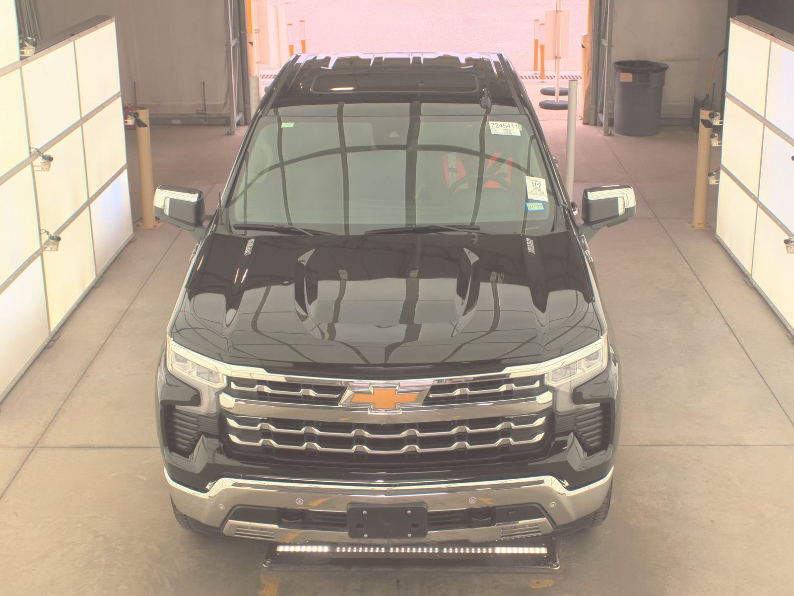 2025 Chevrolet Silverado 1500 LTZ AWD