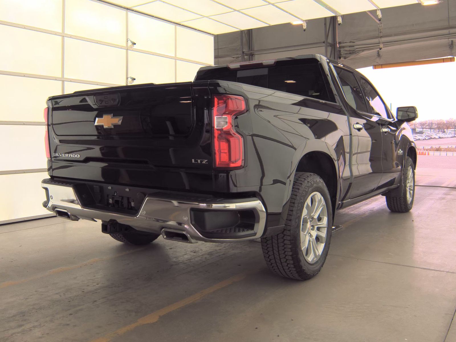 2025 Chevrolet Silverado 1500 LTZ AWD